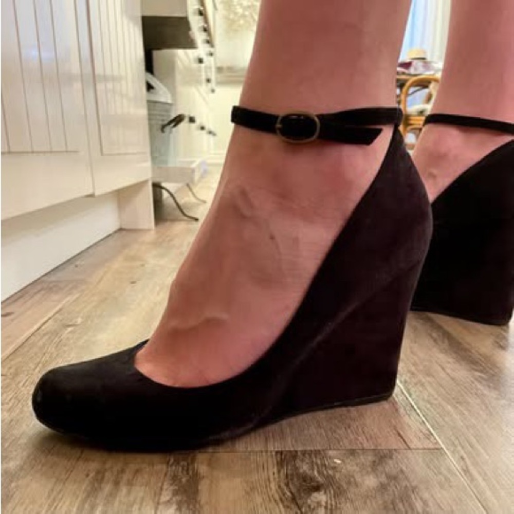 Vintage 4" H Platform Ankle strap Suede Shoes Size 40 (9)